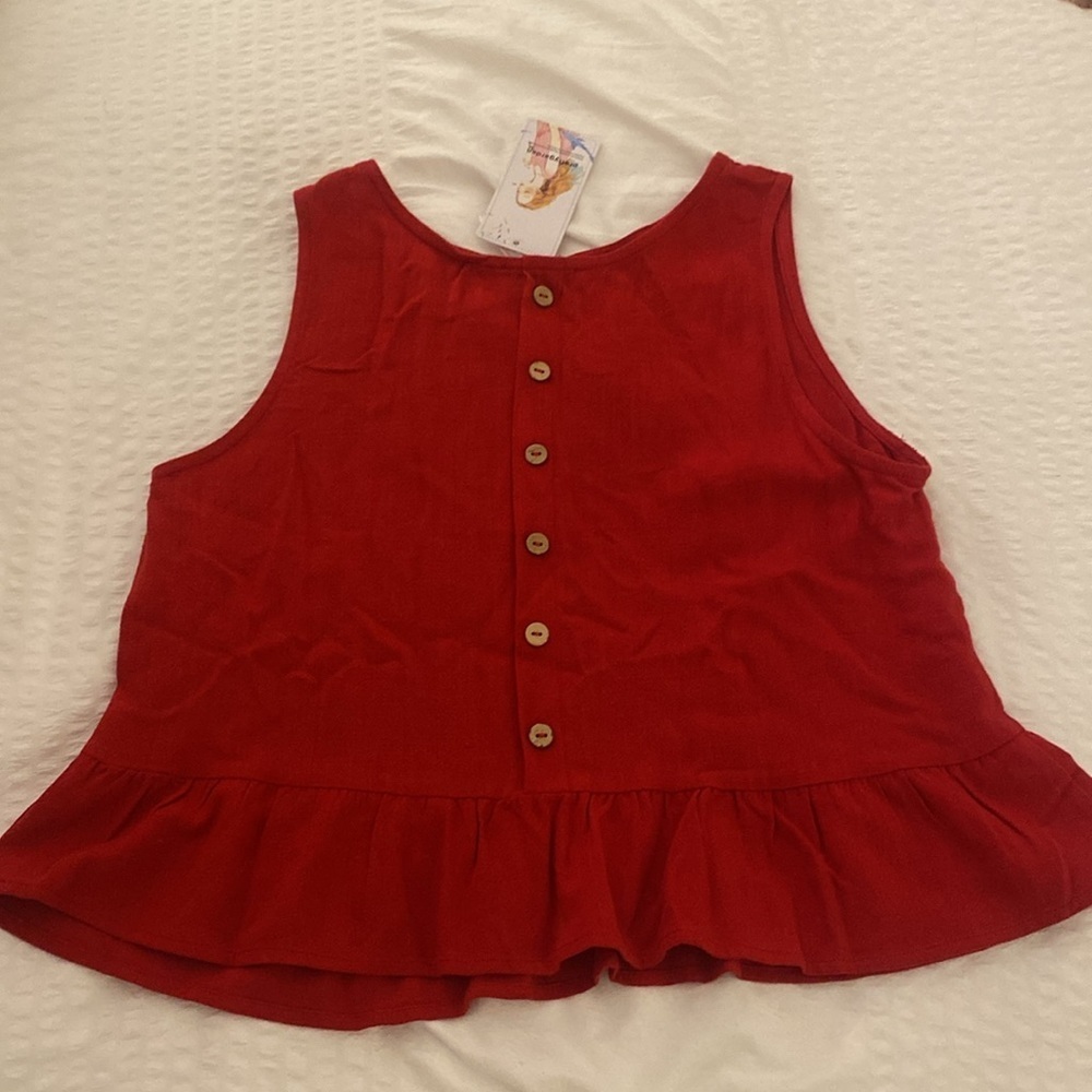 NWT Pretty Garden red peplum tank with buttons size small - Picture 9 of 14